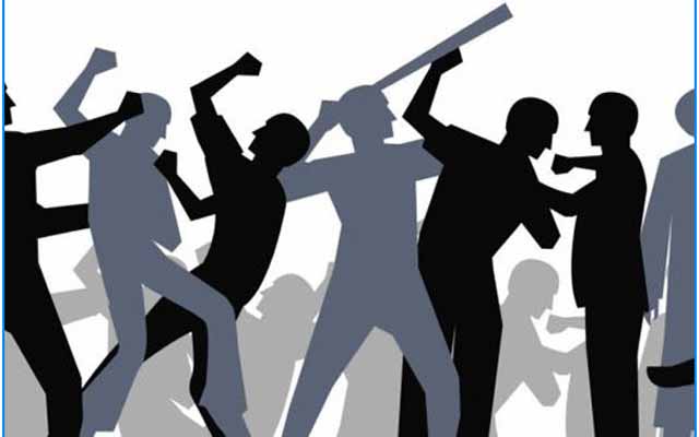 20 injured in clash at wedding house সরিষাবাড়ীতে বিয়ে বাড়িতে সংঘর্ষ: আহত ২০