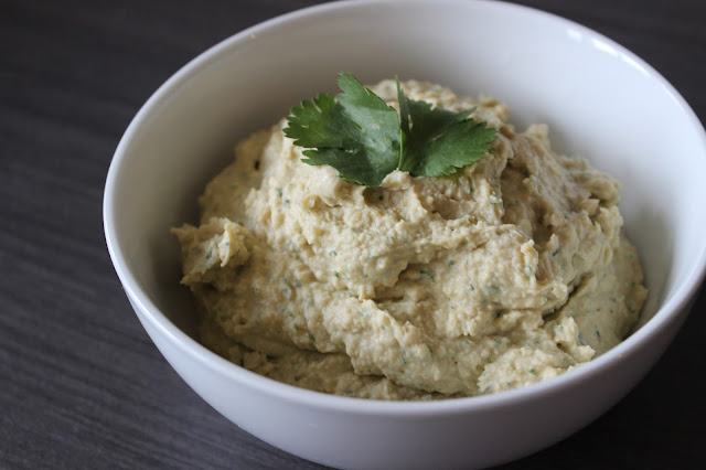 Homemade Cilantro-Jalapeno Hummus | A Hoppy Medium