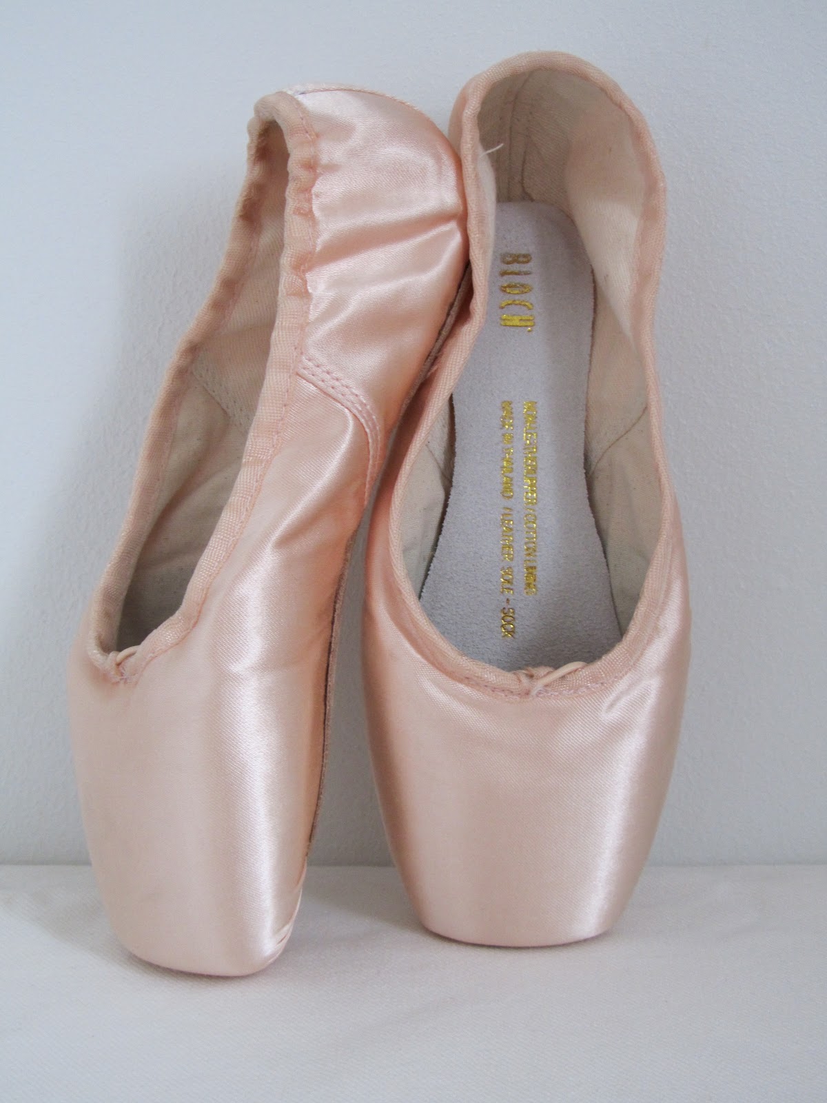 Pointe Til You Drop: Pointe Shoes and Other News