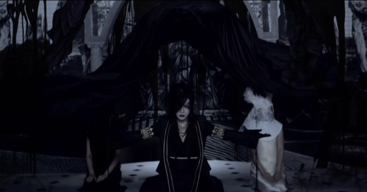 MV and PV Screenshots! ★: the GazettE - DOGMA [Ruki & Aoi Screenshots]