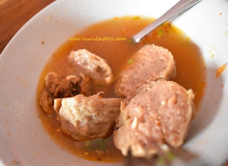 wisata kuliner bakso seuseupan di kota hujan bogor nurul sufitri mom lifestyle blogger traveling