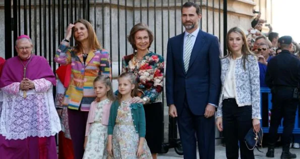 SPAİN ROYAL FAMİLY ATTEND EASTER MASS İN PALMA DE MALLORCA