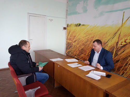 Начальник Головного управління Держгеокадастру у Миколаївській області Юрій Лостік провів особистий прийом громадян "