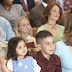 Estudo mostra que crianças que vão a Igreja tornam-se adultos mais felizes