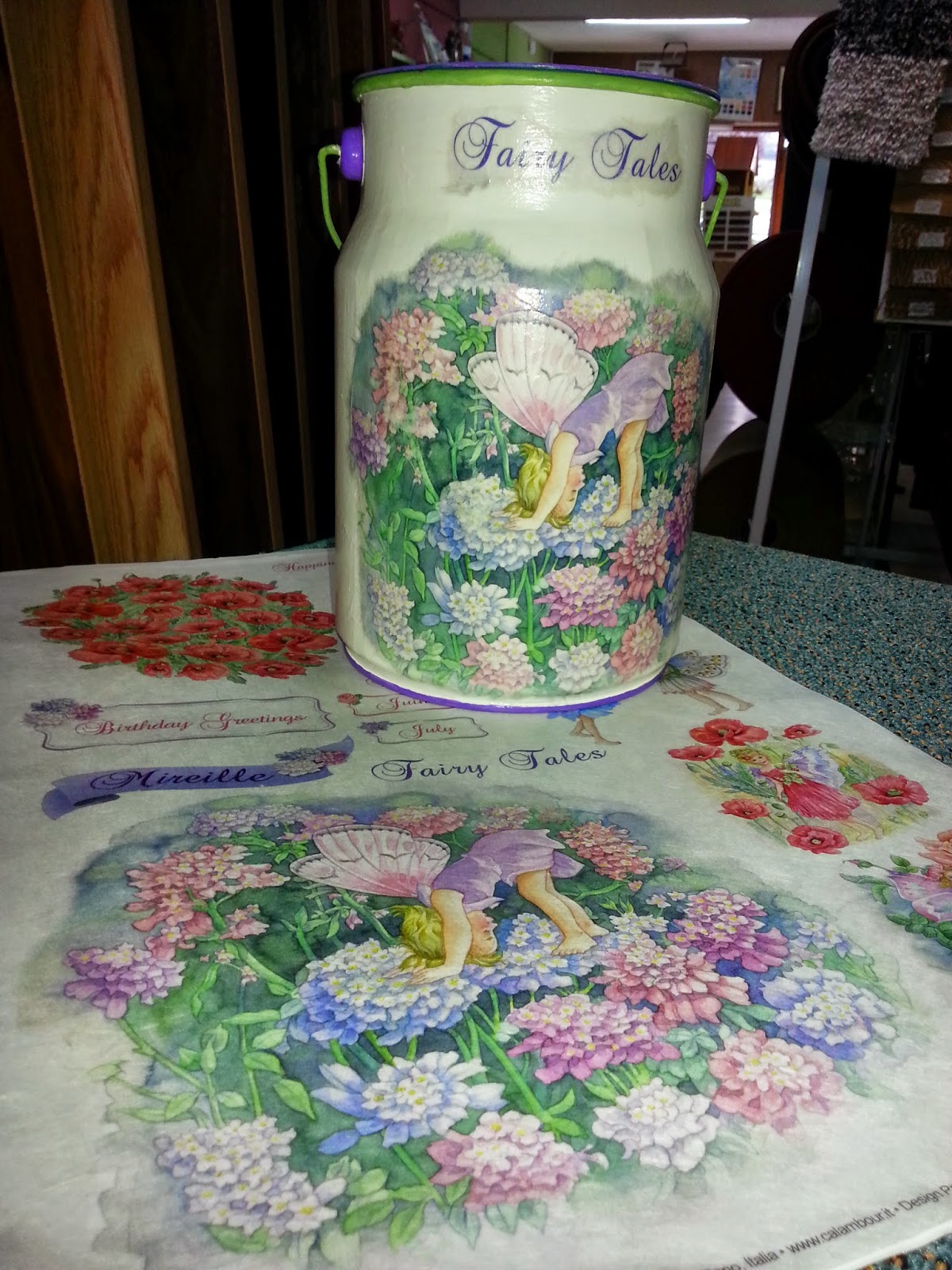 Decora tu hogar: Decoupage en lechera de aluminio