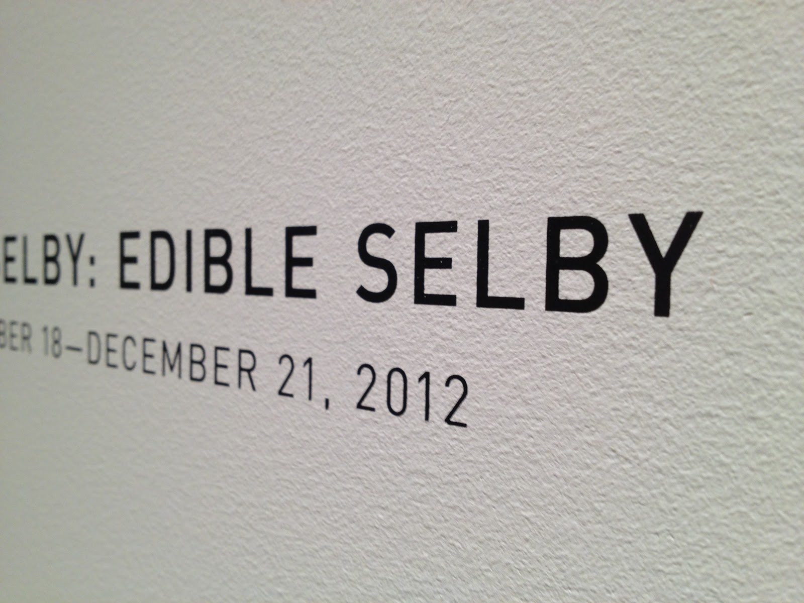 !: screen printing text on textured wall