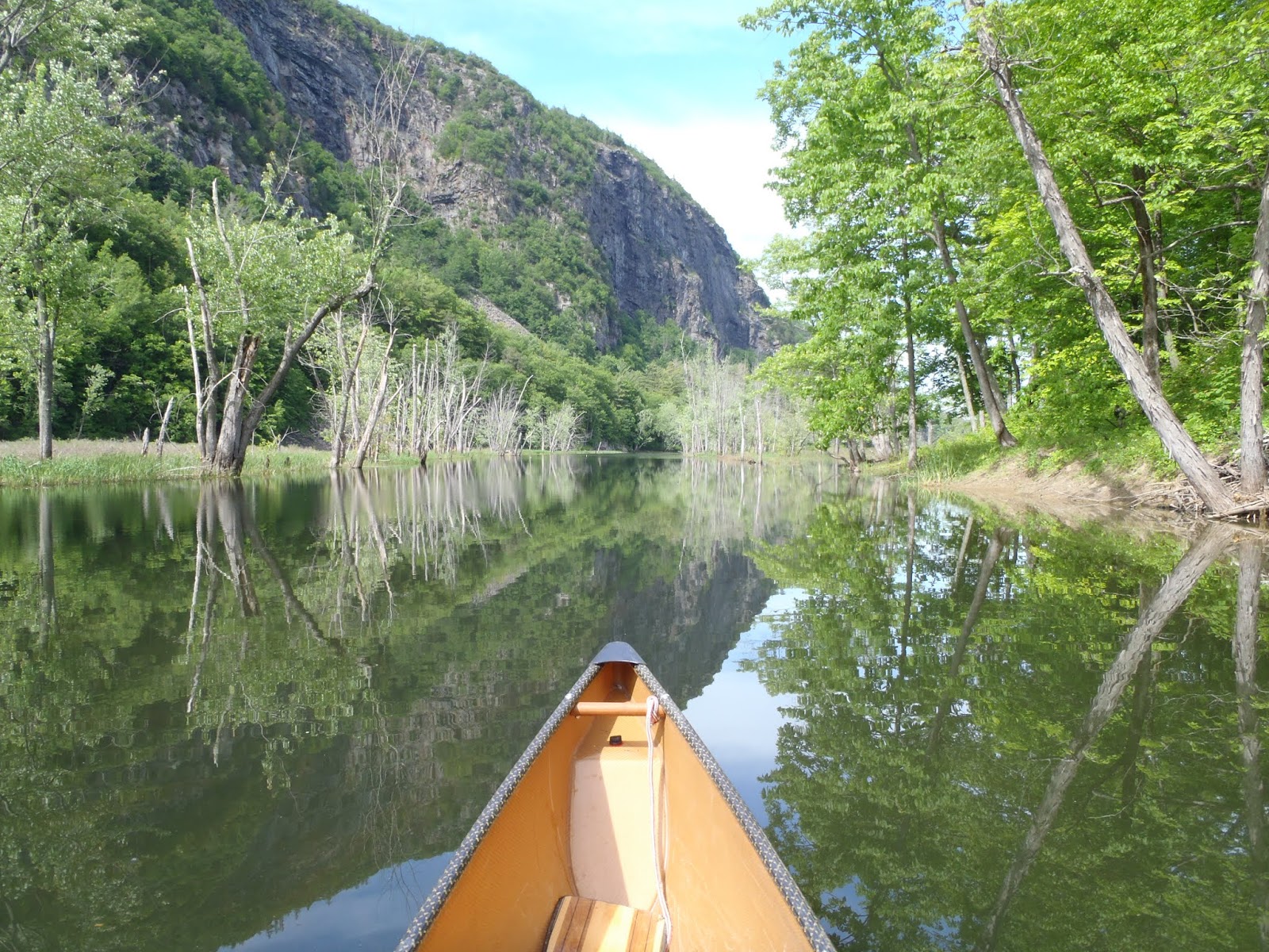 SOUTH BAY LAKE CHAMPLAIN & POULTNEY RIVER paddling, hiking