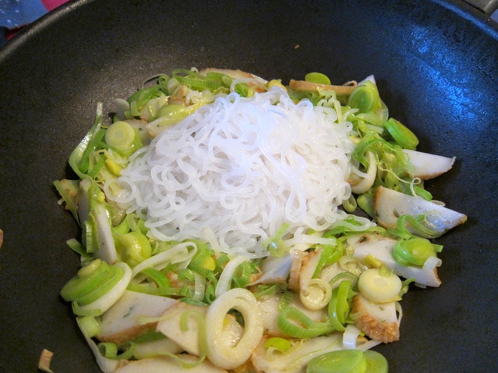 Shirataki 'MiracleNoodle' Stir Fry / LUCY LOVES TO EAT