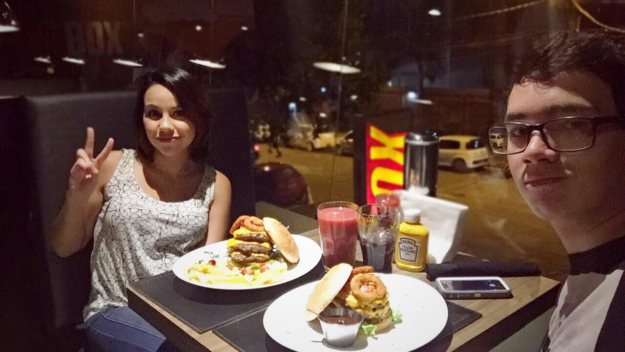 Resenha Hamburgueria Lifebox Burger Isabela Borges