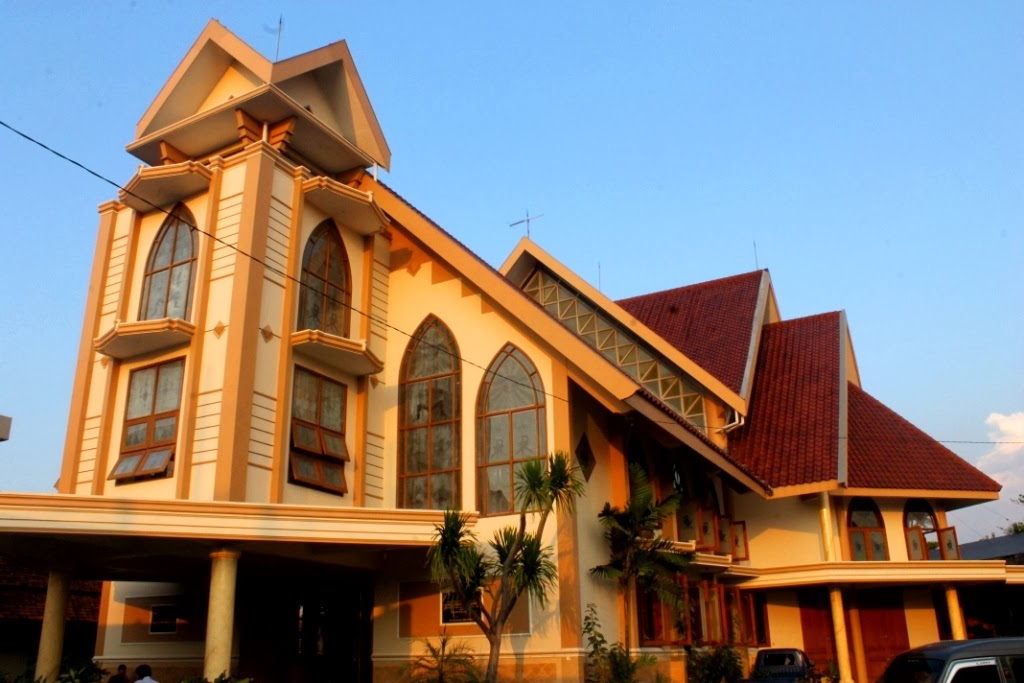 Fotografi Gereja Katolik di Indonesia: Gereja Katolik St. Maria Fatima