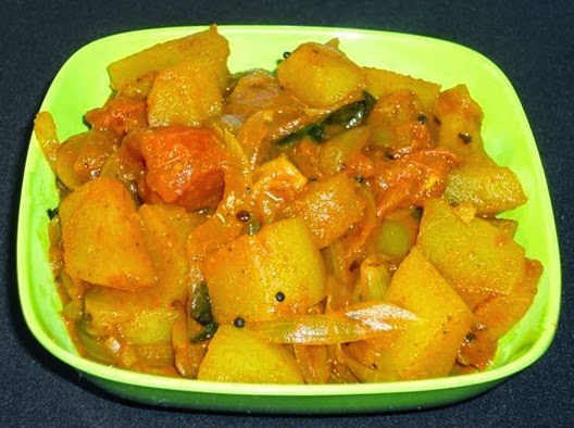 Batata bhaaji in a serving bowl