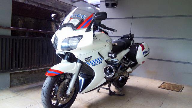yamaha fjr1300 police