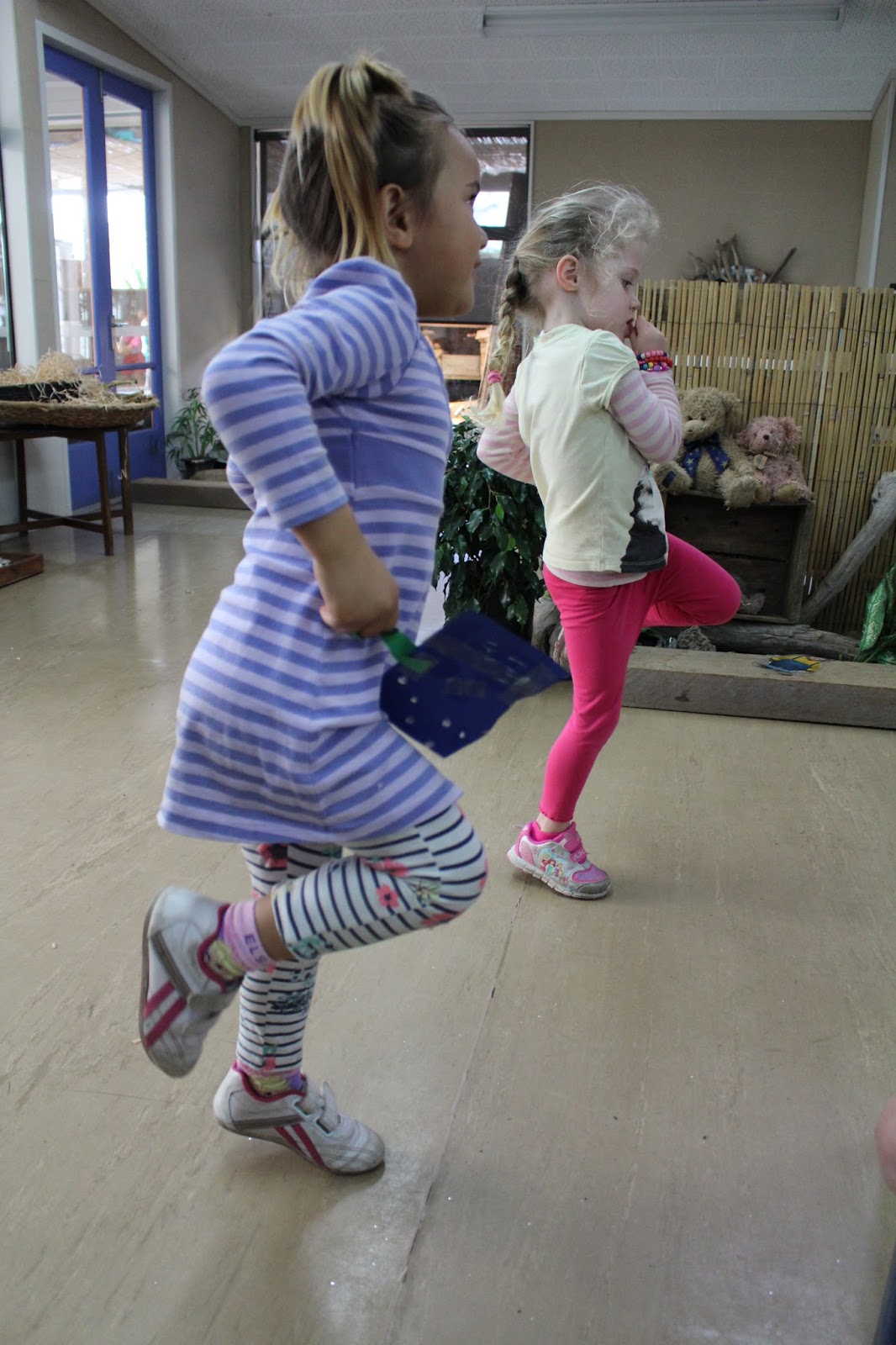 Bream Bay Kindergarten: What does hopping look like? Bream Bay Kindergarten: What does hopping look like?