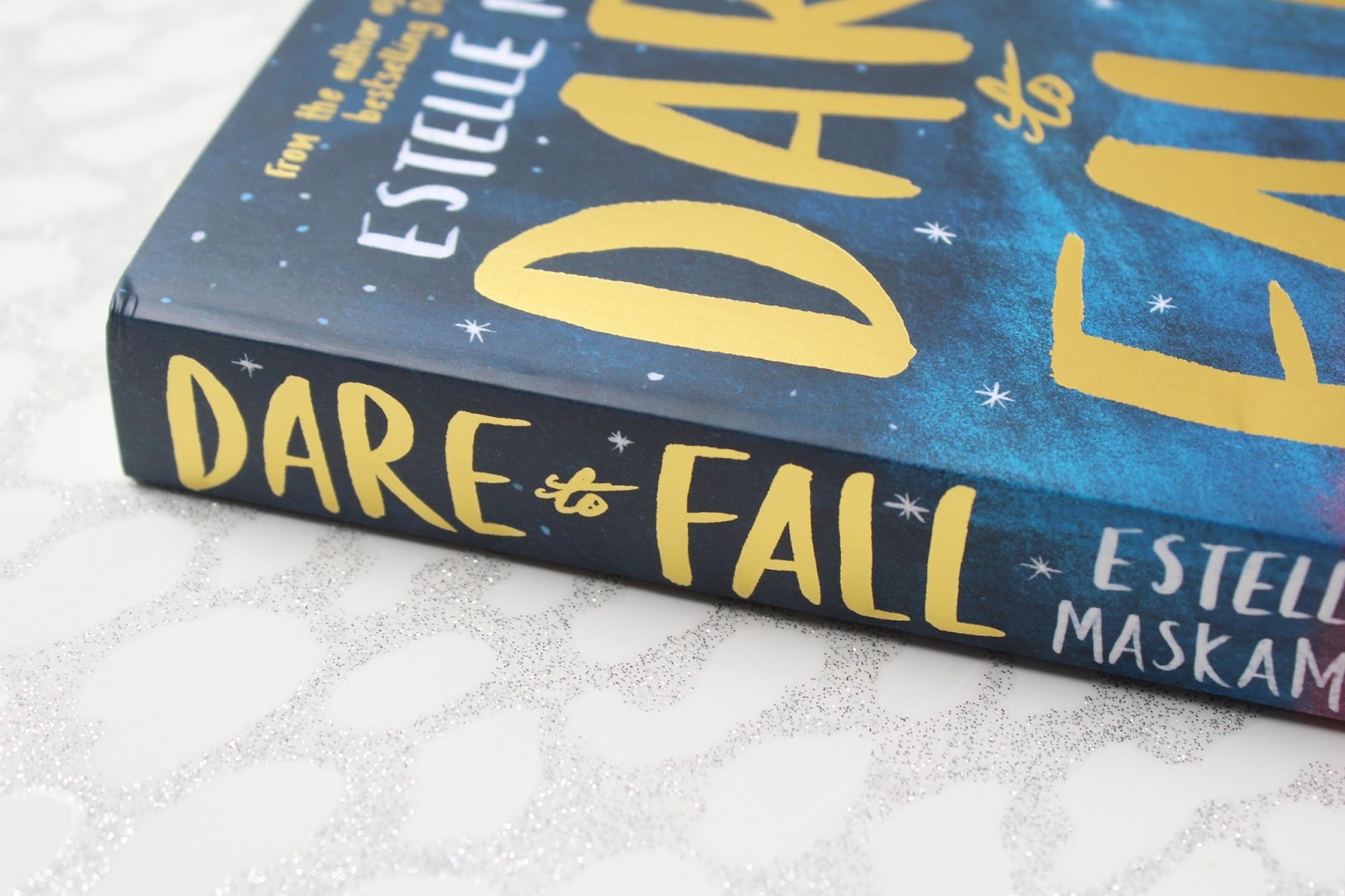 Dare to Fall by Estelle Maskame 