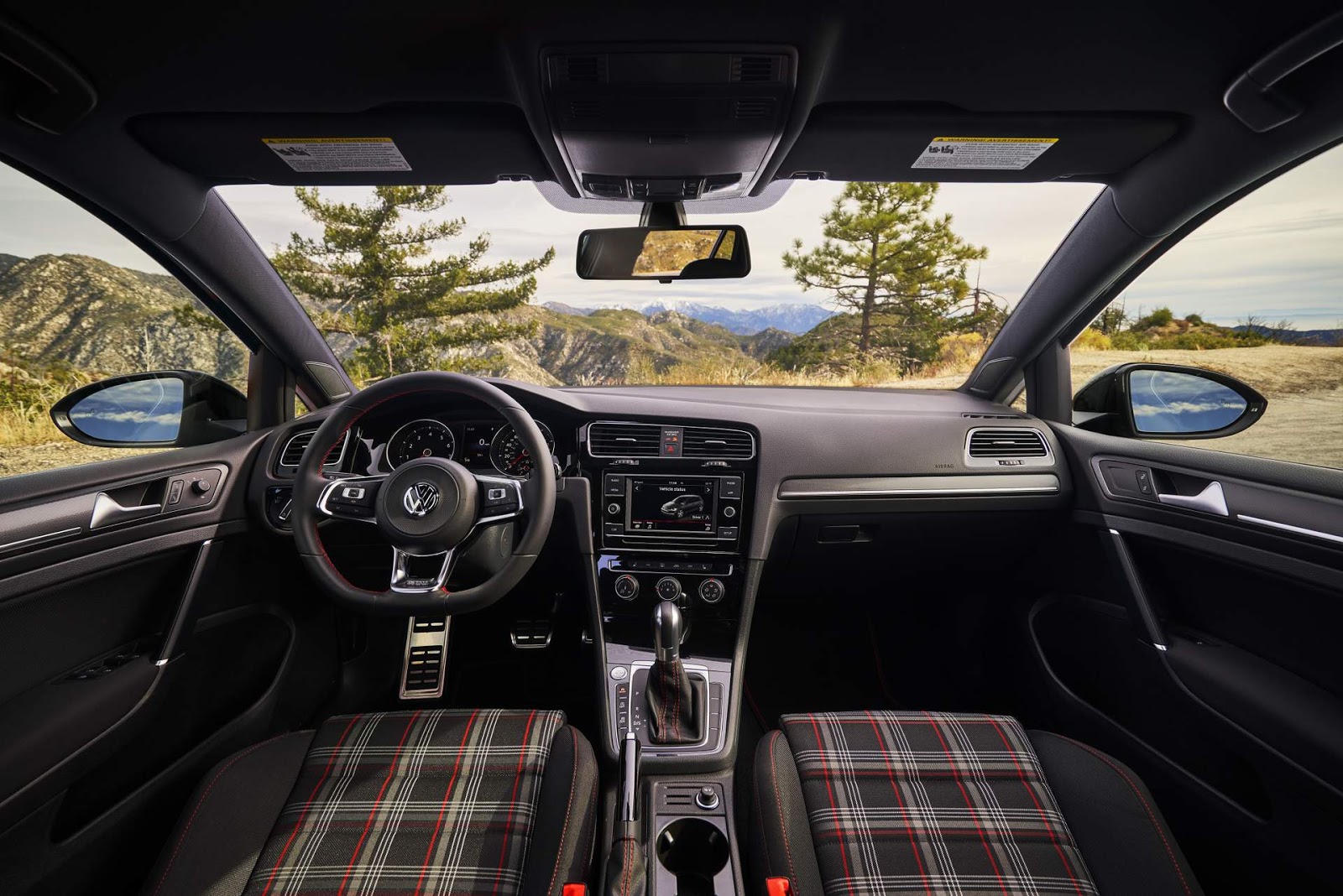 VW Golf GTI 2019 Rabbit Edition chega aos EUA e Canadá