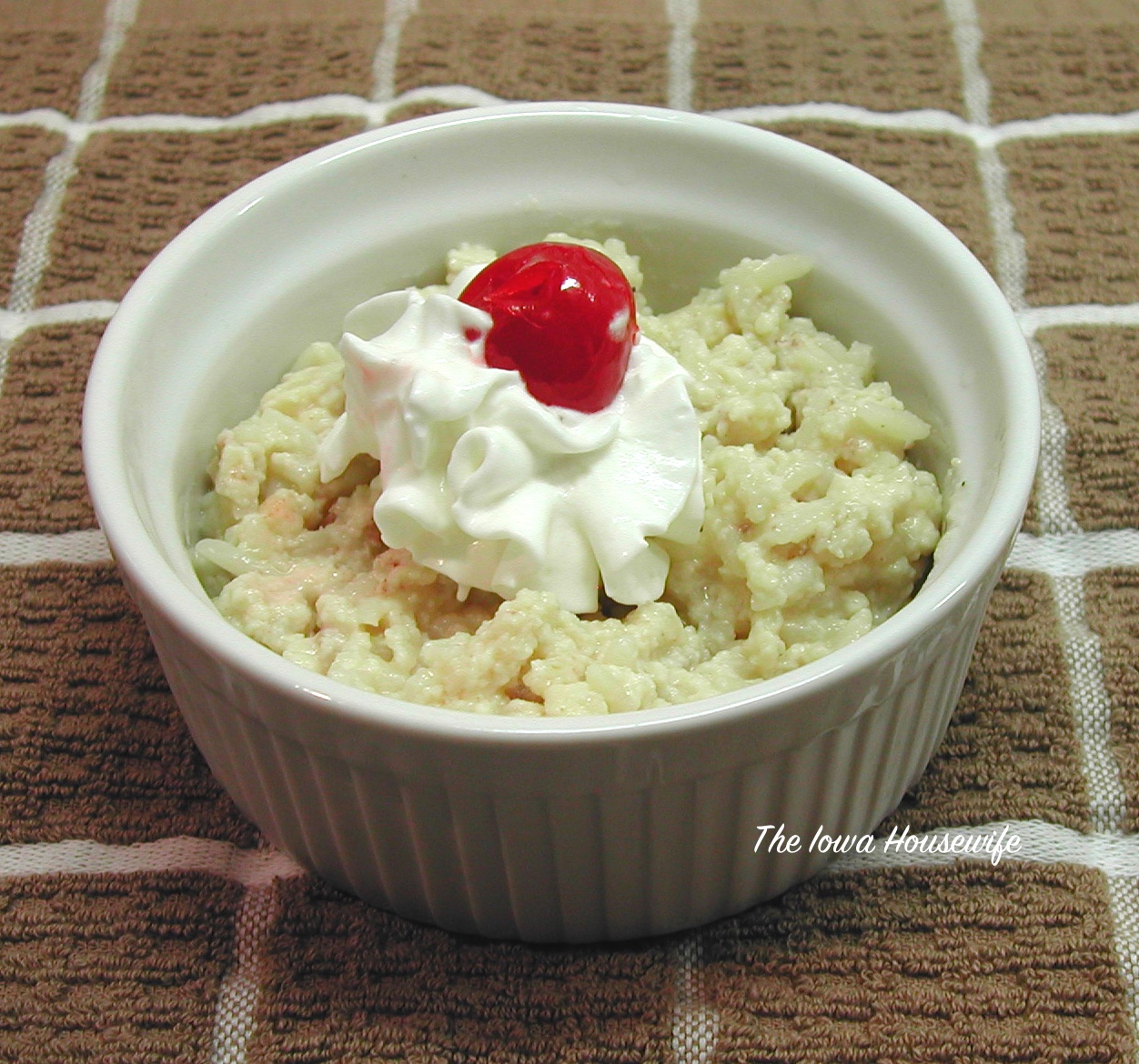 The Iowa Housewife: Small Recipes... Rice Pudding