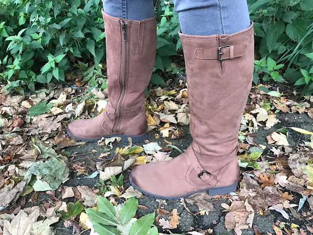 A close up of the Hotter Belle Boots on fallen Autumn leaves