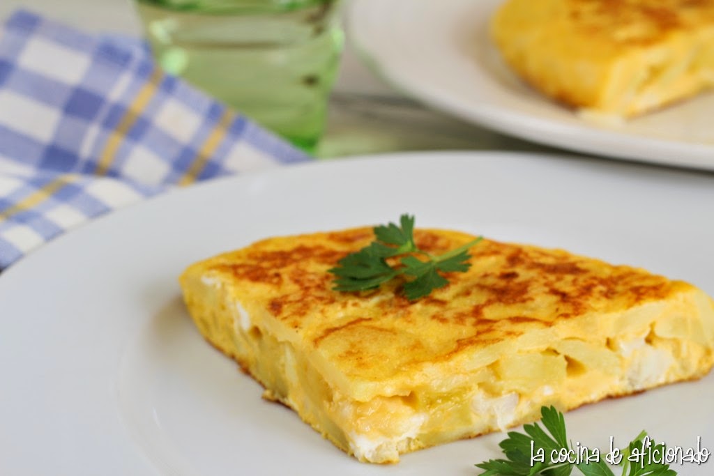 la cocina de aficionado Tortilla de patatas y bacalao