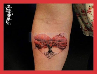Tatuajes de moda para hombres en las manos Tatuajes de moda para hombres en las manos