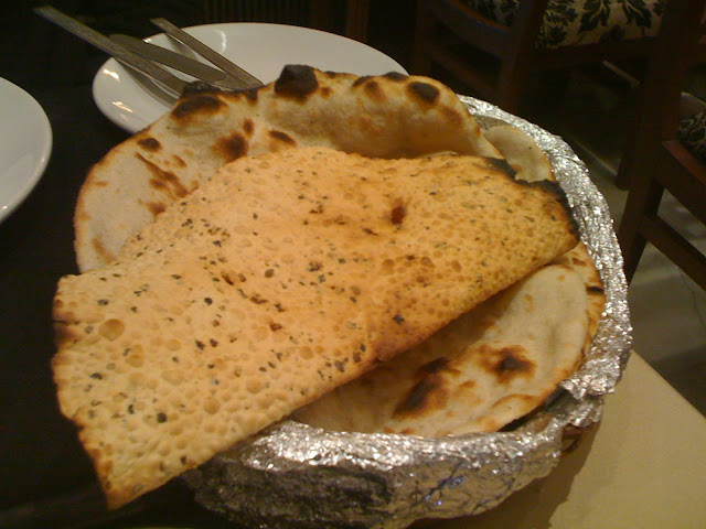 papad,naan,chapati sono dei tipi di pane indiano