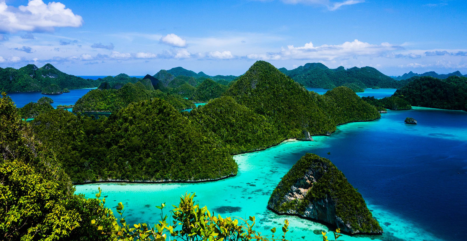 10 Tempat Wisata Terkenal di Papua pariwisata indonesia
