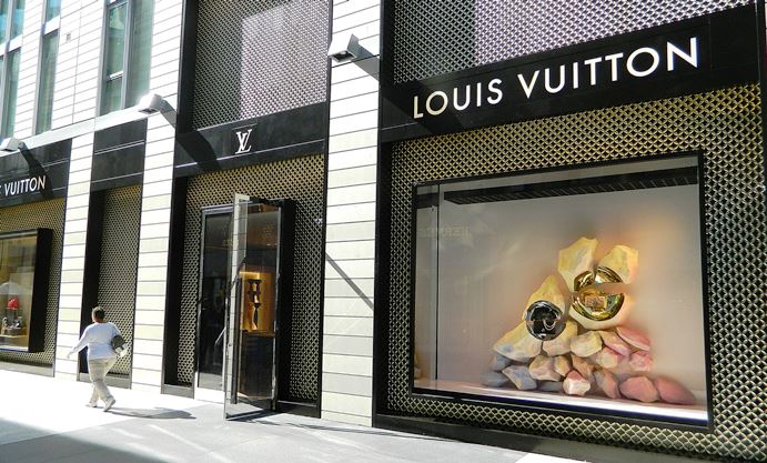 CITYCENTERDC: Louis Vuitton Opens at City Center DC