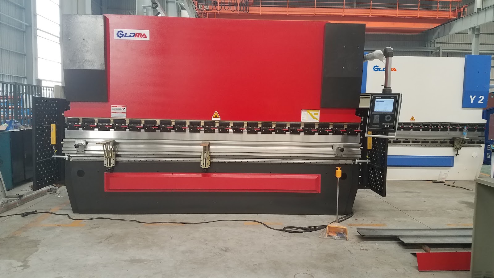 automatic sheet metal bending machine design of worktable