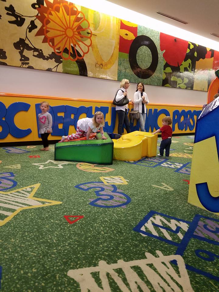 Play St. Louis: The Galleria Mall Indoor Playground, Richmond Heights