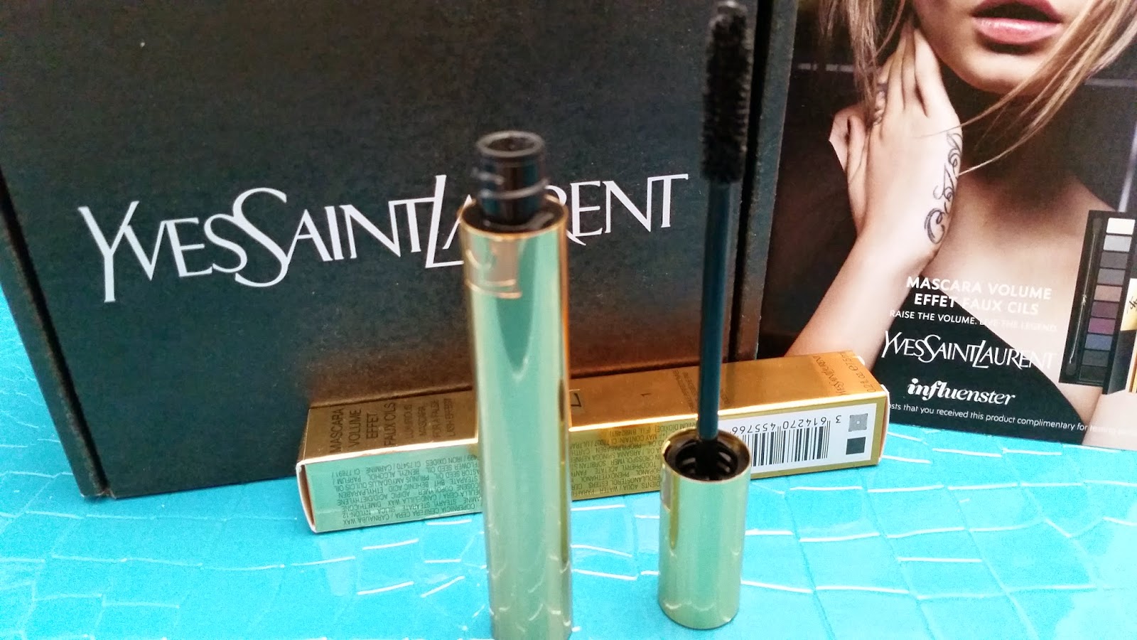Yves Saint Laurent Mascara Volume Effet Faux Cils packaging