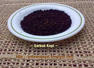 hilangkan selulit dengan serbuk kopi