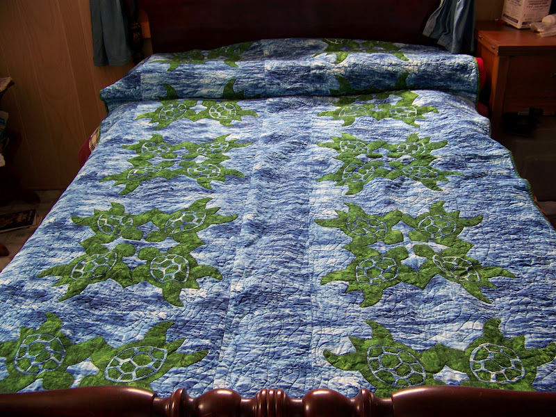 Sand and Sunshine Hawaiian Ocean Turtle Quilt Finished!
