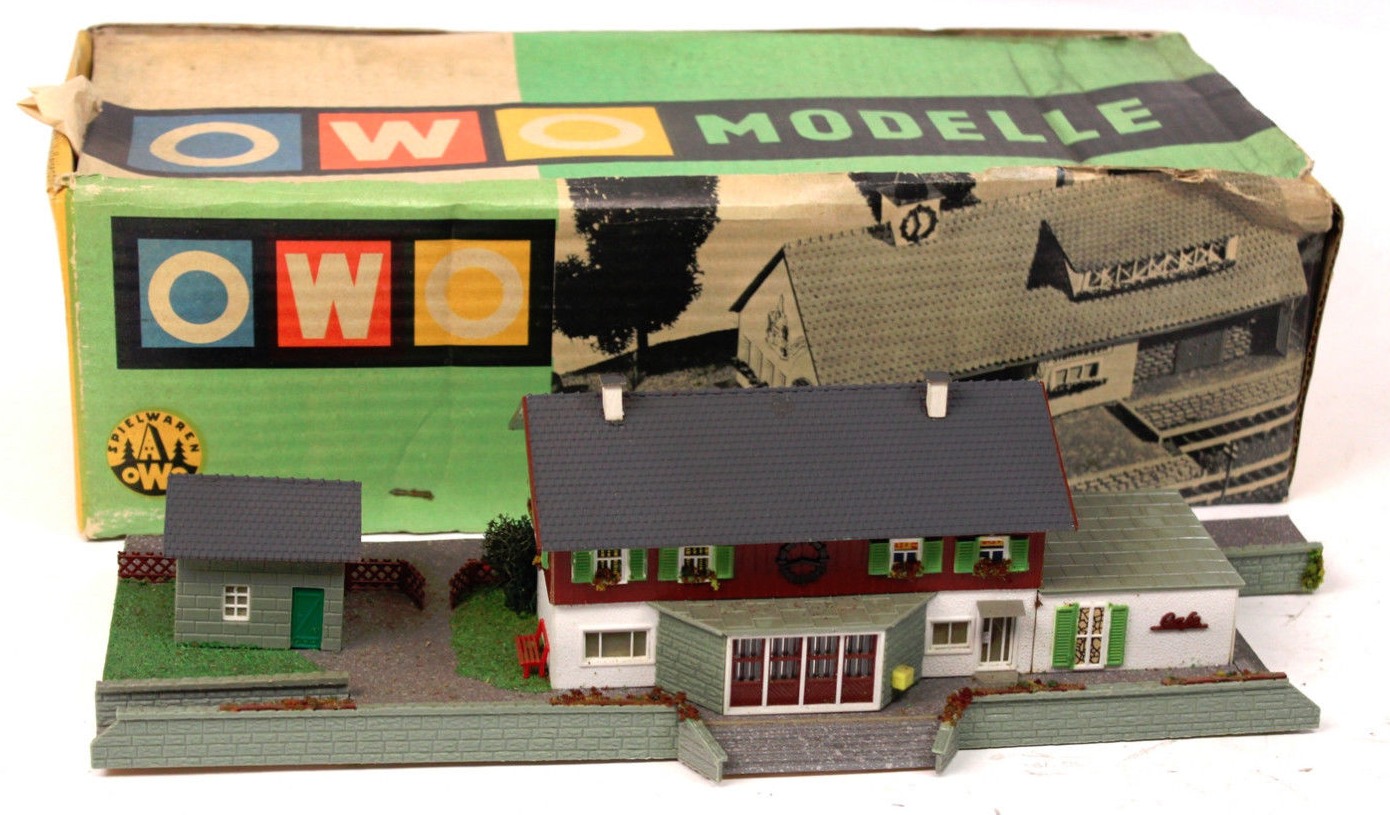 Bahnbauten H0/TT/N: Bahnhof "Fichtenhain"