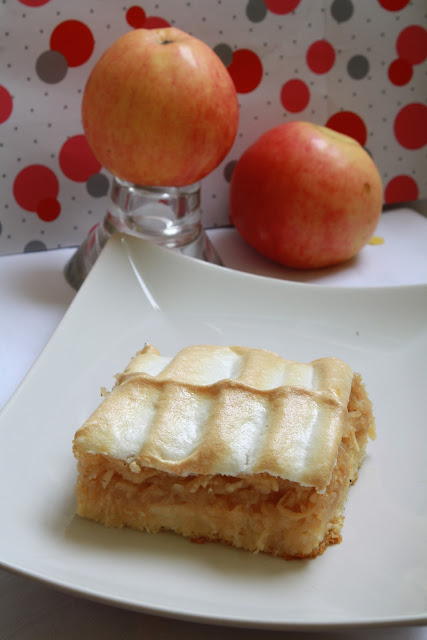 Prajitura cu mere si bezea