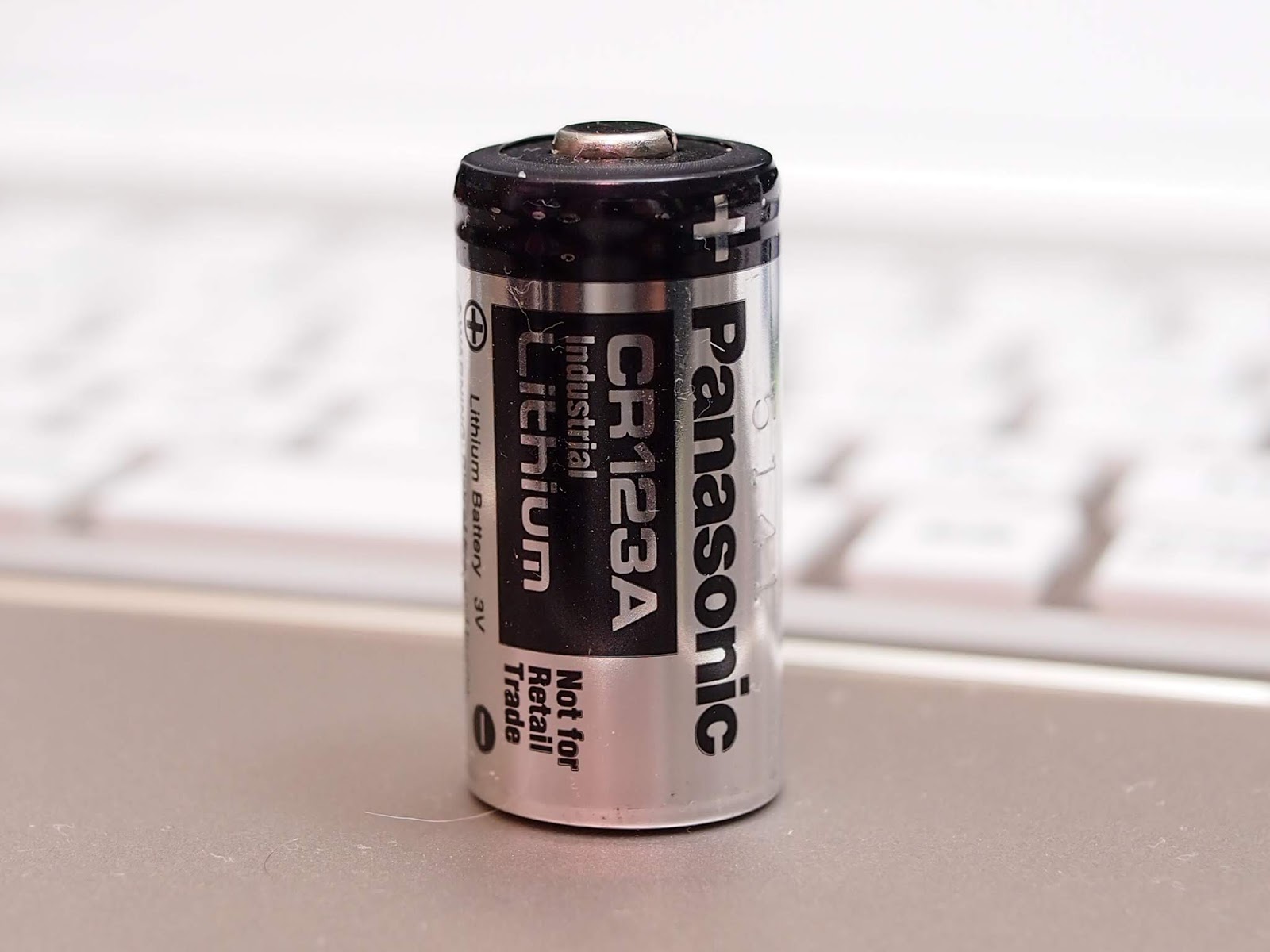 書き溜め space: Panasonic CR123A Industrial Lithium