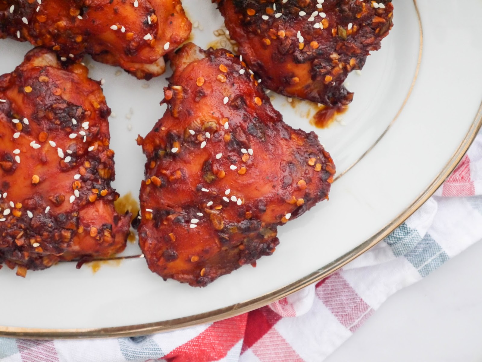 This Muslim Girl Bakes Spicy Korean Roasted Chicken.