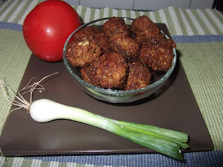 CHIFTELE DE DOVLECEL CU PESMET