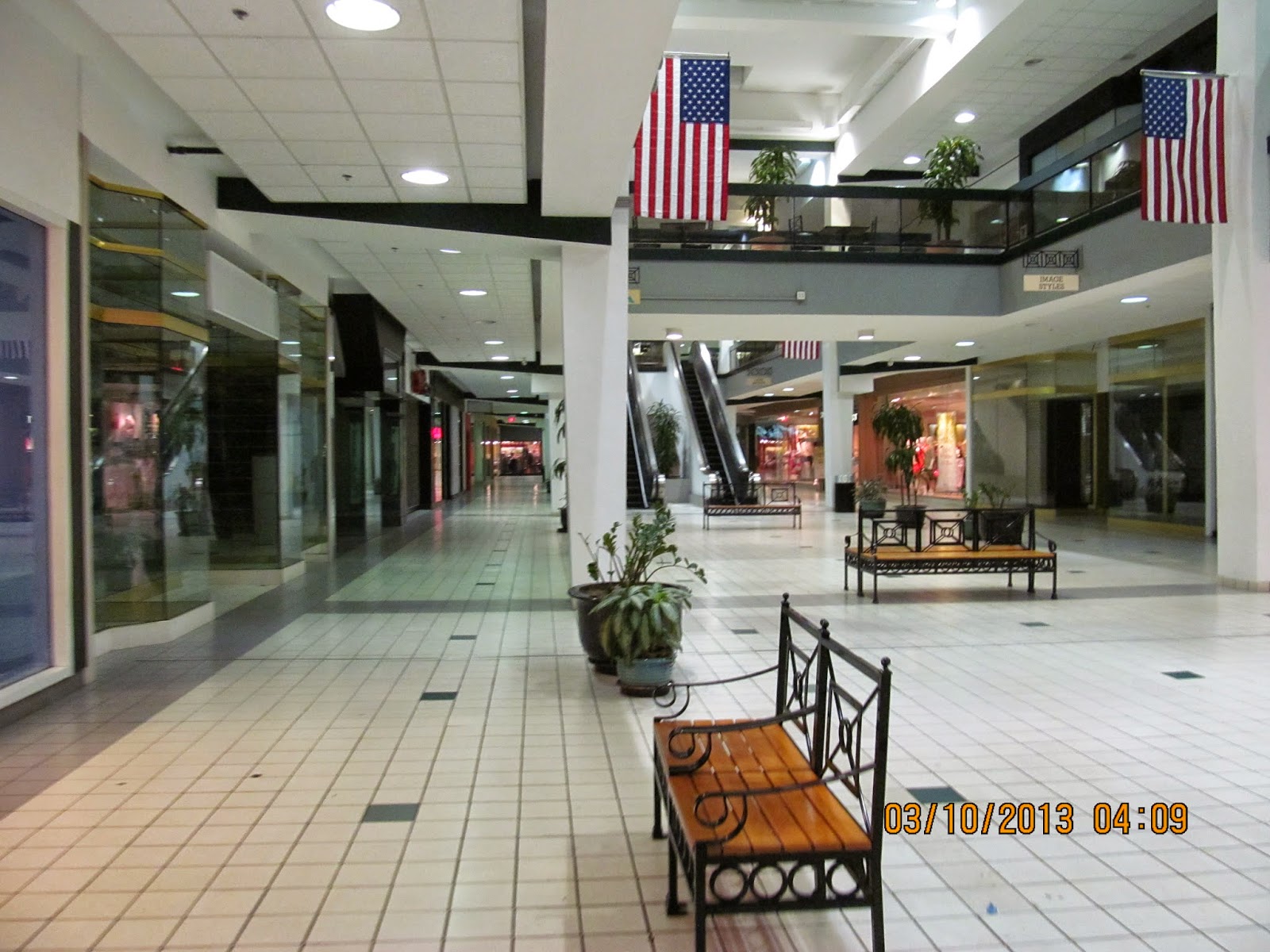 Trip to the Mall The Plaza (Evergreen Park, IL)