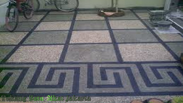 lantai carport batu sikat motif diagonal/kotak kotak