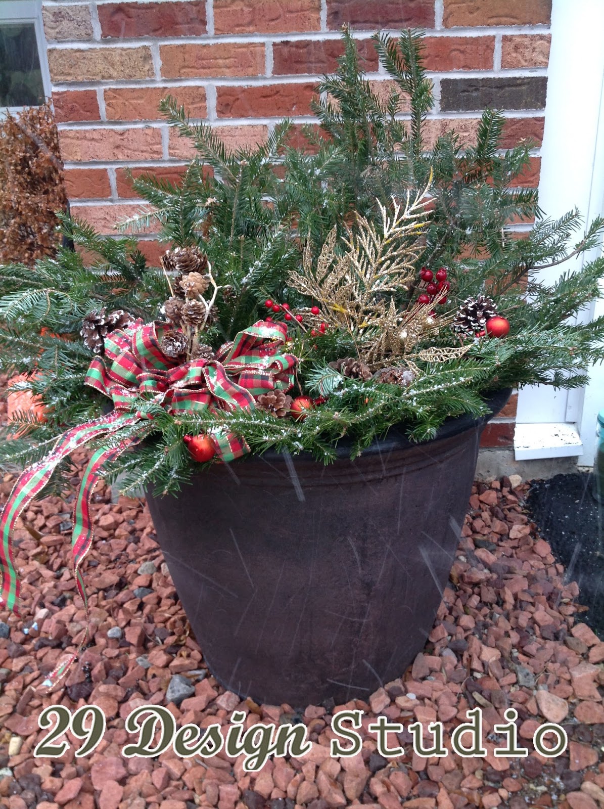 29 Design Studio Step by Step Tutorial to Create a Christmas Outdoor Urn