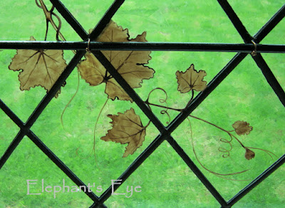 Grapevines on the side windows at Vondeling chapel