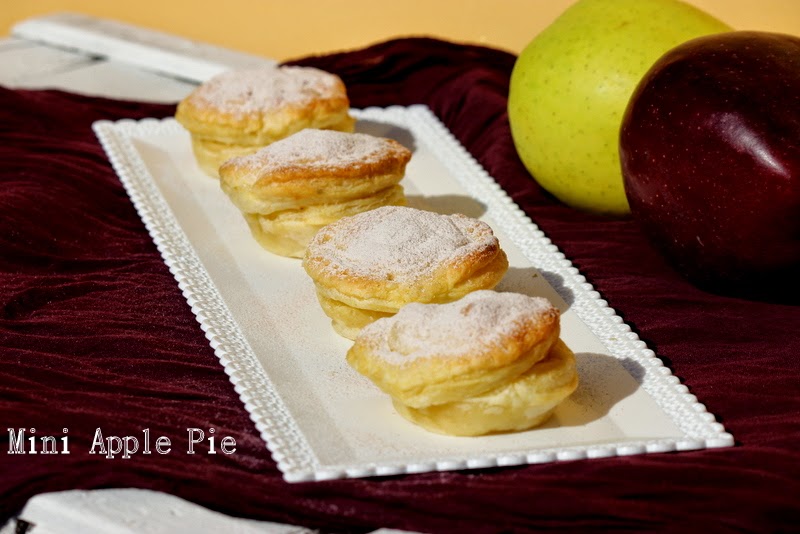 mini apple pie