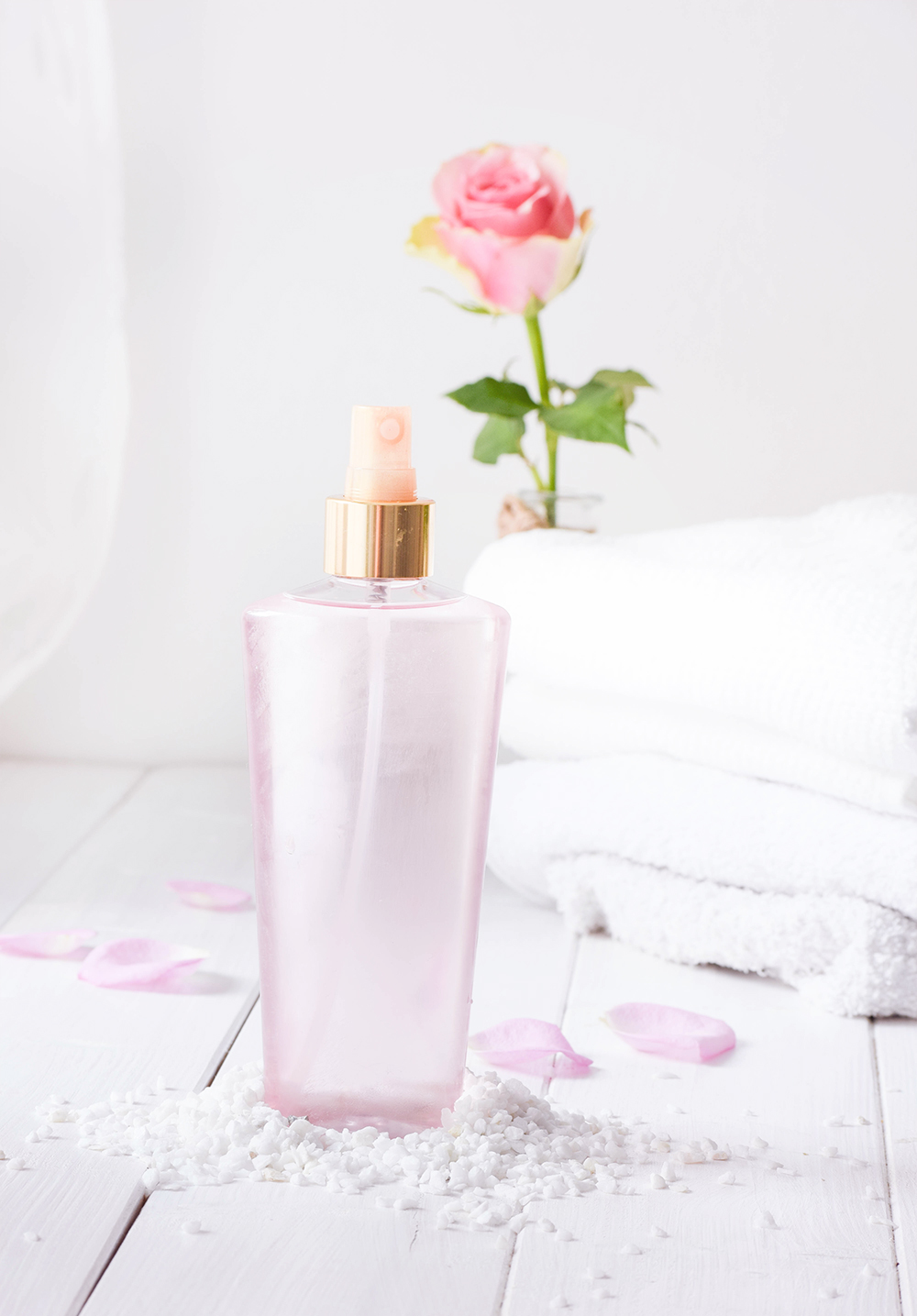 Rosenwasser Gesundheit und Hautpflege Body Spray selber herstellen Rosenwasser Gesundheit und Hautpflege Body Spray selber herstellen