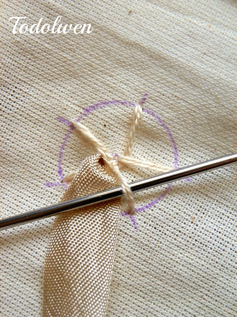 Todolwen: Seam Binding Roses~ How To..