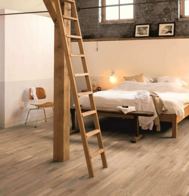 un poco de aceite puede devolver a tus muebles de madera su brillo natural