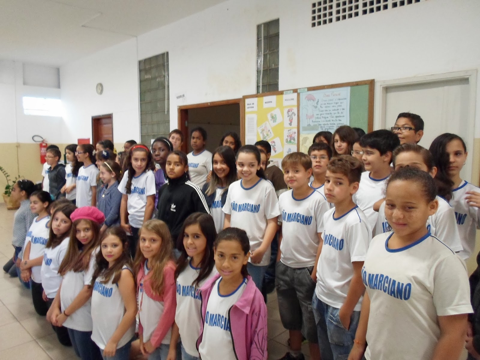 SALA DE LEITURA ESCOLA JOÃO MARCIANO DE ALMEIDA