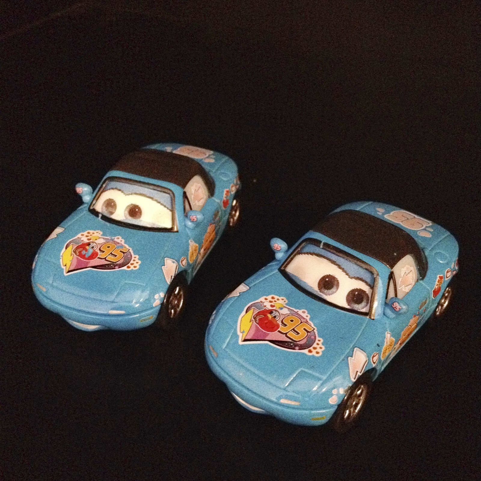 Dan the Pixar Fan: Cars: Dinoco Lightning Mcqueen
