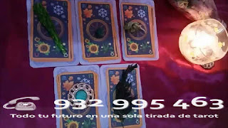 Llama ahora para una lectura de tarot. TAROT