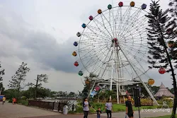 taman legenda keong emas tmii jakarta