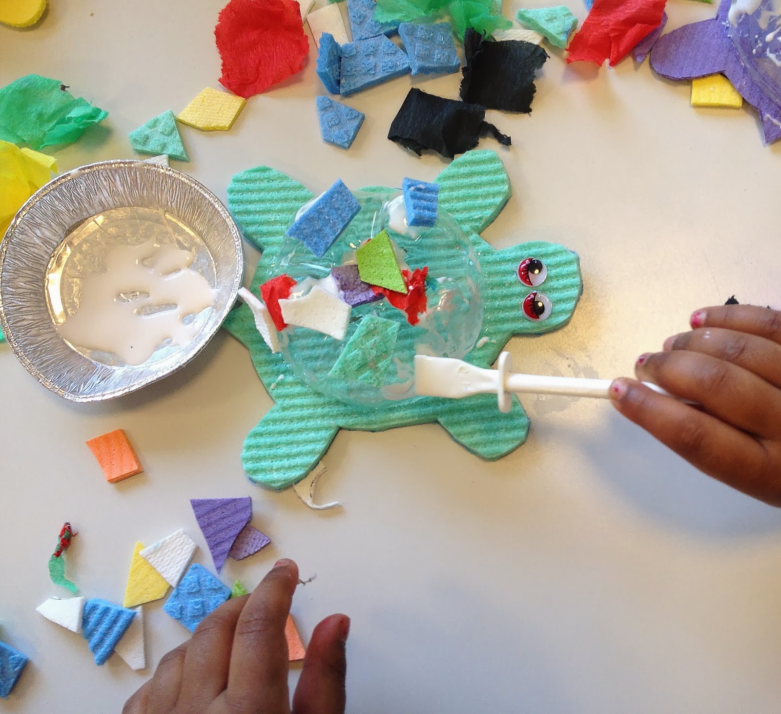 Hokus Pokus... Spielgruppe: Basteltipp - kleine Schildkröte komm mit!