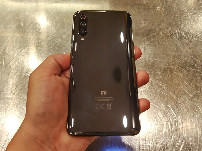 Xiaomi Mi 9 Philippines Design